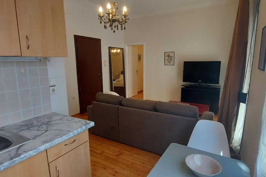 Spacious Beauty In Athens, 55M2, Metro 7' 외부 사진